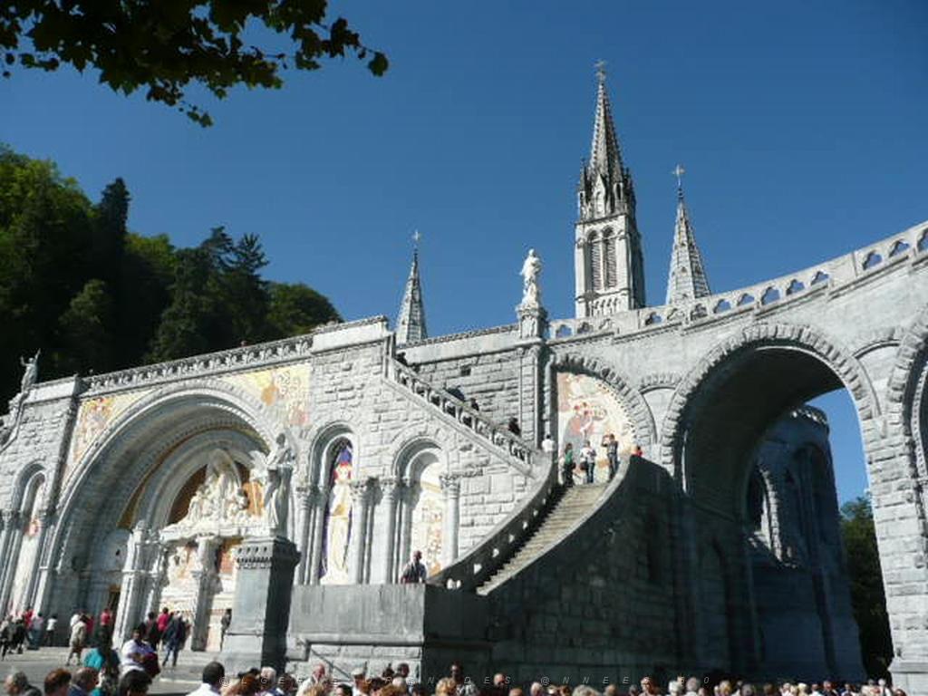 LOURDES 2010   (25).JPG